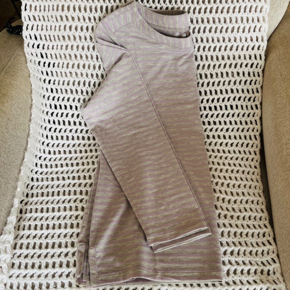 NWOT Chico’s Striped Subtle Silver Bling Gray/Lavender Long Sleeve Top Size 6-8 - Picture 10 of 10